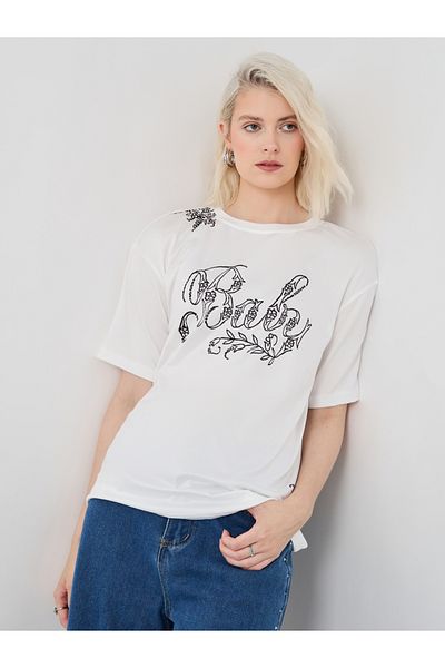 Styli Slogan Print Round Neck T-Shirt