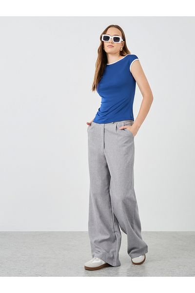 Styli Solid Contrast Trim Regular Fit T-Shirts
