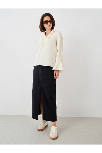 Styli Solid Flute Sleeves Regular Fit Popover Shirt with Pintuck Detail