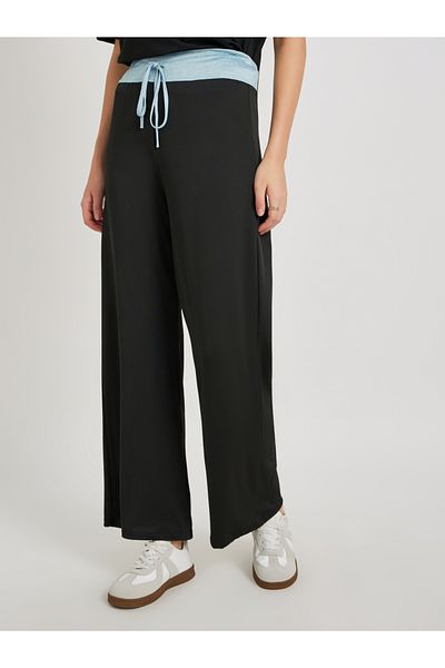 Styli Contrast Waistband Drawstring Relaxed Fit Pants