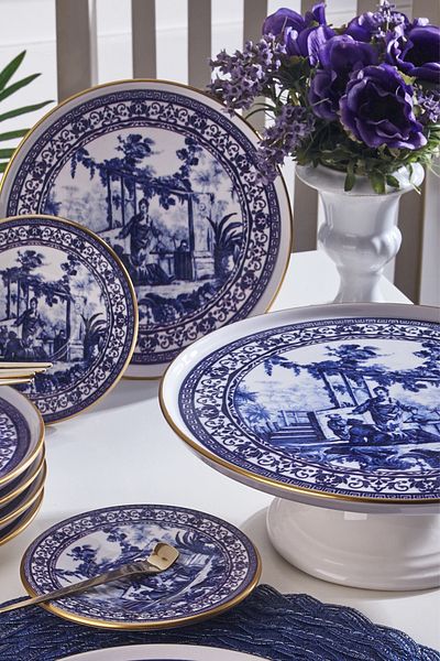 Fecra Markis 19 Piece Presentation and Service Set