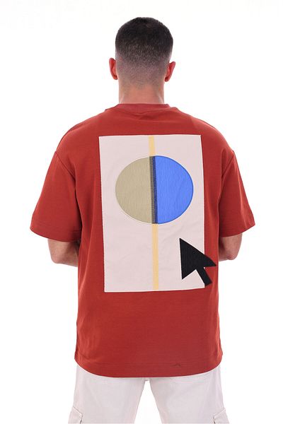 SWAG SA Oversized T-shirt with elegant geometric embroidery