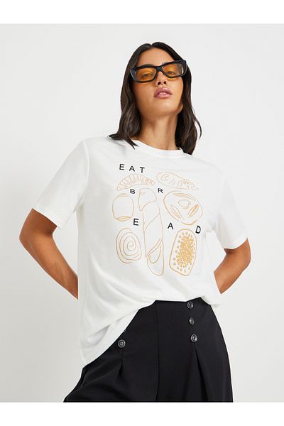 Styli Graphic Print Regular Fit T-Shirt
