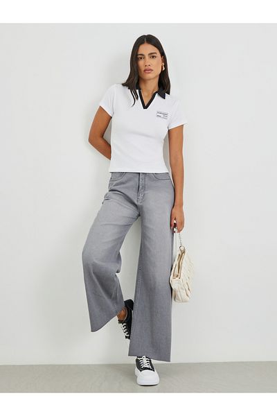 Styli Wide Ribbed Contrast Badge Detail Cropped Polo T-Shirt