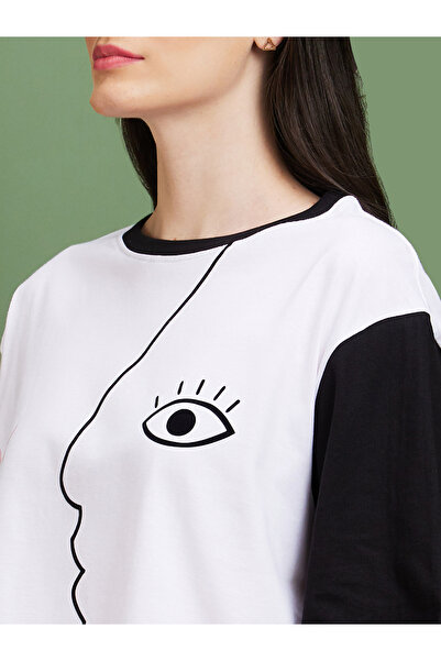 Globus By Styli Color Block Graphic Print Round Neck T-Shirt