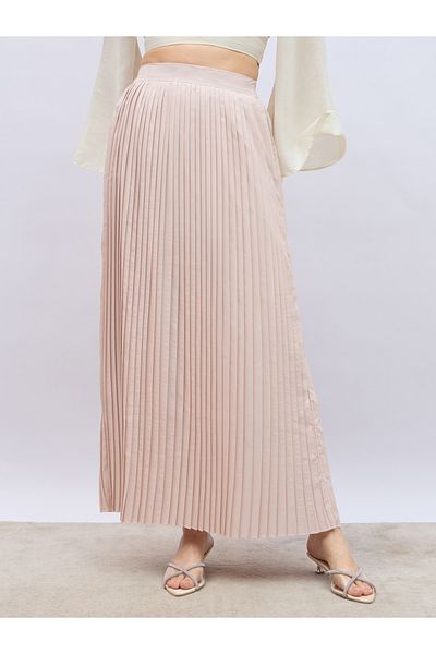 Styli Pleated Flared Maxi Skirt