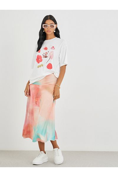 Styli Graphic Print Round Neck Oversized T-Shirt