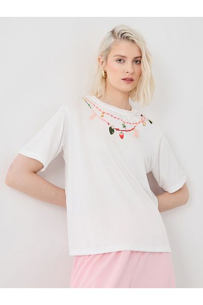 Styli Graphic Print Round Neck T-Shirt