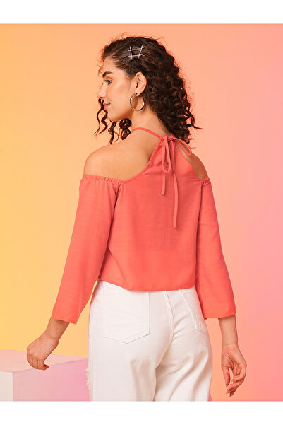 Globus By Styli Women Solid Cold-Shoulder Sleeves Top with Halter Neck