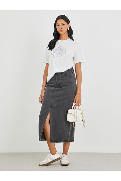 Styli Embroidered Round Neck T-Shirt