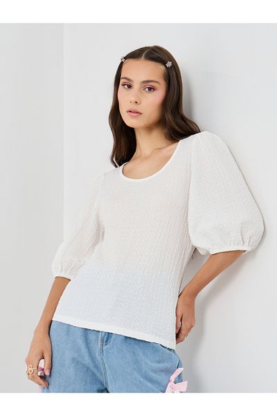 Styli Texture Balloon Sleeve Round Neck Blouse