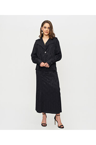 SERPİL Viskon Kumaştan İki Parçalı Kadın Takım – Şık Ceket ve Uzun Etek Kombini