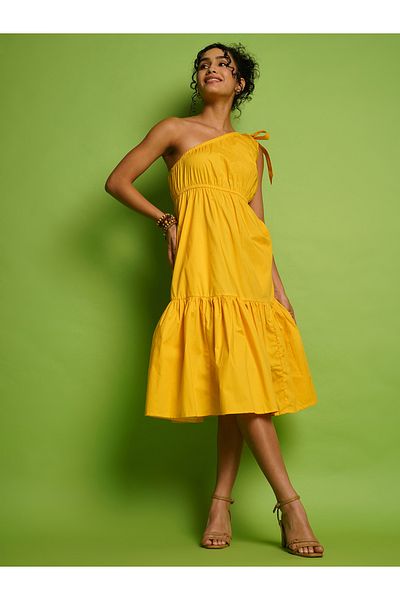 Globus By Styli Women Yellow Solid One Shoulder Tie-Up A-Line Midi Dress