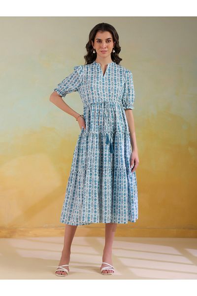 Sanskrutihomes By Styli Blue All-Over Printed Puff Sleeves Tiered Midi Dress
