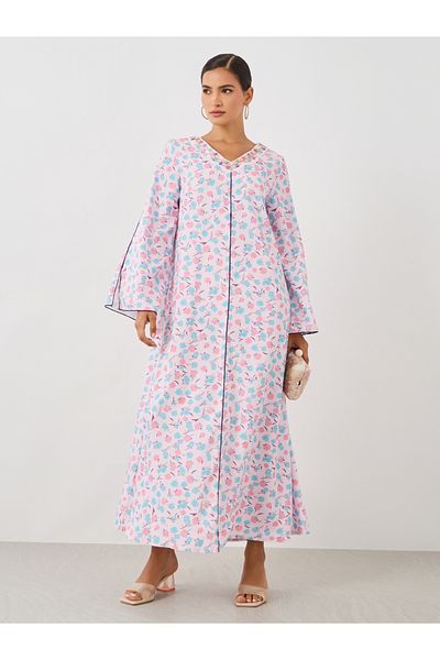 Keenly By Styli All-Over Print V-Neck Slit Sleeve Maxi Jalabiya
