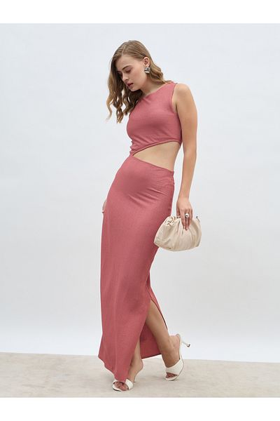 Styli Women Rust Textured Cut Out Waist Sheath Maxi Dress with Side Slit