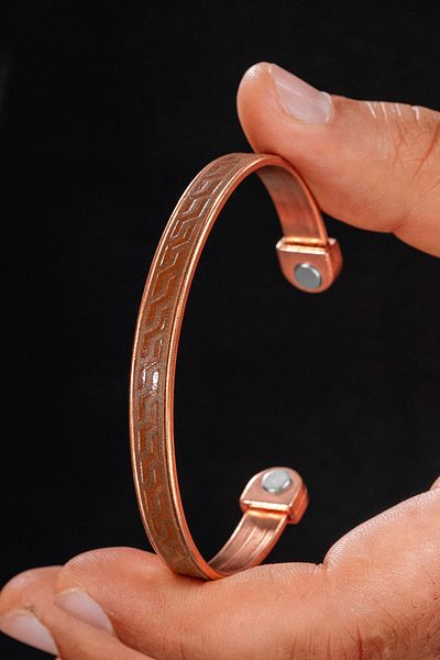 OSMANLI GÜMÜŞ Men's Women's Copper Bracelet - Genuine Leather Omega Patterned Magnet Metal Box Quartz