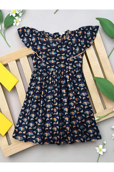 Bella Moda By Styli All-Over Print Flutter Sleeves Dress with Lace Trim