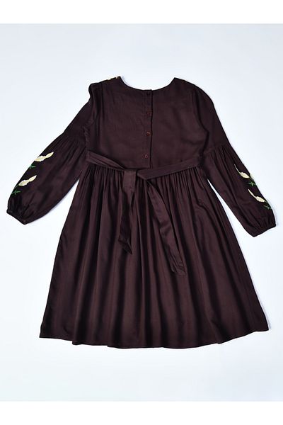 Bella Moda By Styli Floral Embroidered Round Neck Knee-Length Dress