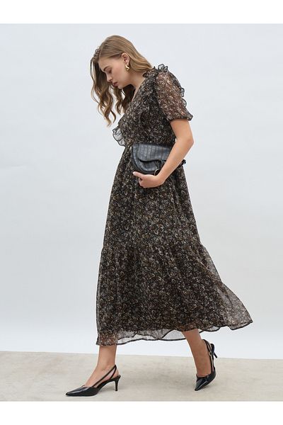 Styli All-Over Floral Print Puff Sleeves A-Line Maxi Dress with Ruffle Detail
