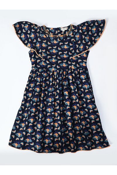 Bella Moda By Styli All-Over Print Flutter Sleeves Dress with Lace Trim