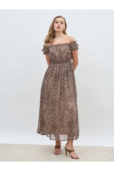 Styli All-Over Floral Print Off Shoulder A-Line Maxi Dress with Ruffle Trim