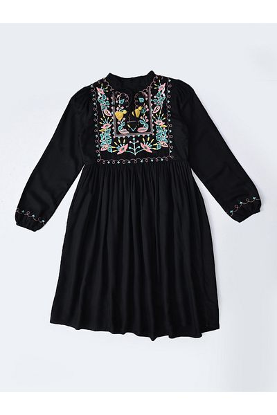 Bella Moda By Styli Embroidered Mandarin Collar Knee-Length Dress