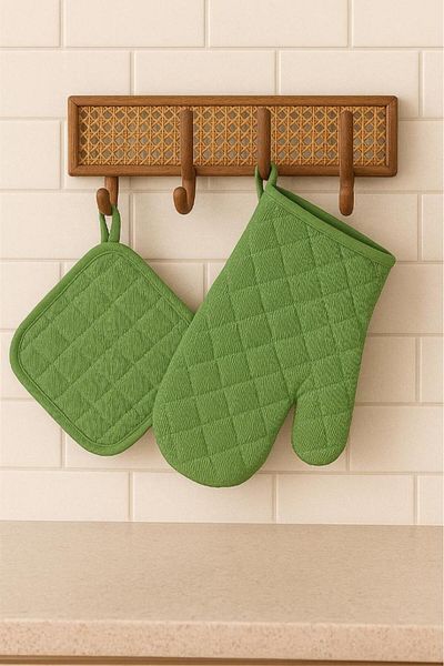 Miabella Home Oven Mitts Oven Holder Premium Heat Proof Kitchen Glove Holder Heat Resistant Gloves