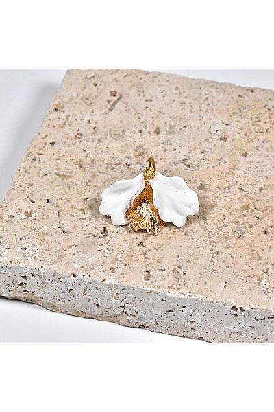 NARRU Handmade NARRU ring, adjustable, half flower, gold and white, Ilona