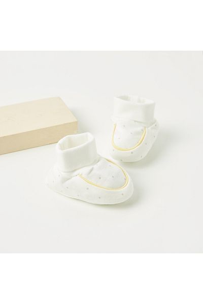 Juniors Polka Dot Slip-On Booties