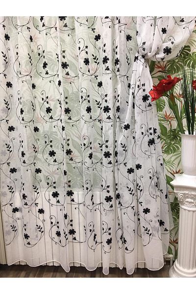 Liz Line Embroidered linen curtain, with rejansa, different sizes and colors, from the "Inna floral" collection by Liz Line