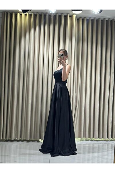 Kaleiçi Yıldızlar Siyah Yeni Sezon Saten Abiye 5604
