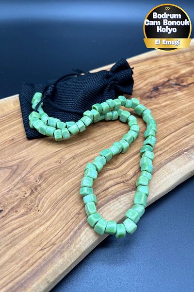 Balzamin Design Handmade Green Basement Glass Beads Adjustable Bohemian Necklace