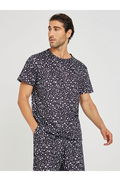 Styli All-Over Printed T-Shirt and Shorts Pyjama Set