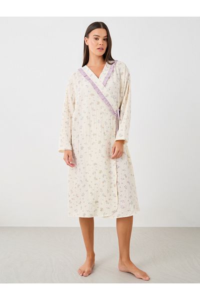 Styli All-Over Floral Print Ruffled Detail Robe
