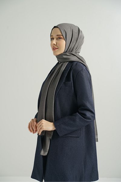 ARMANDA Princess Series Frameworked Solid Pattern Shawl
