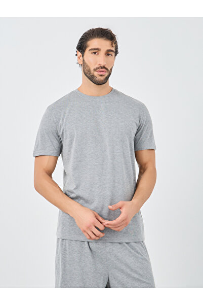 Styli Graphic Back Print T-Shirt and Shorts Pyjama Set