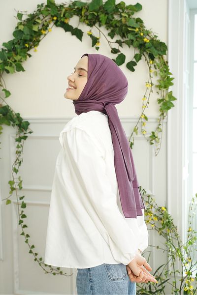 ARMANDA Princess Series Frameworked Solid Pattern Shawl