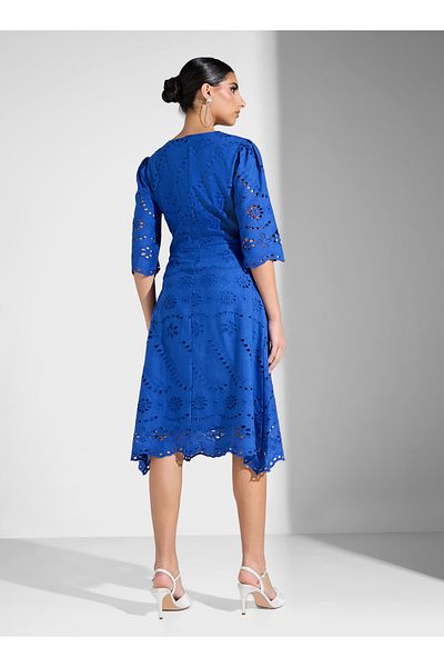 Sinoir Woven Women Schiffli Dress