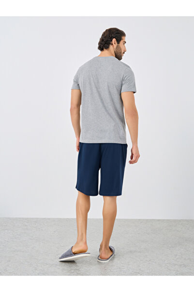 Styli Graphic Print T-Shirt and Shorts Set