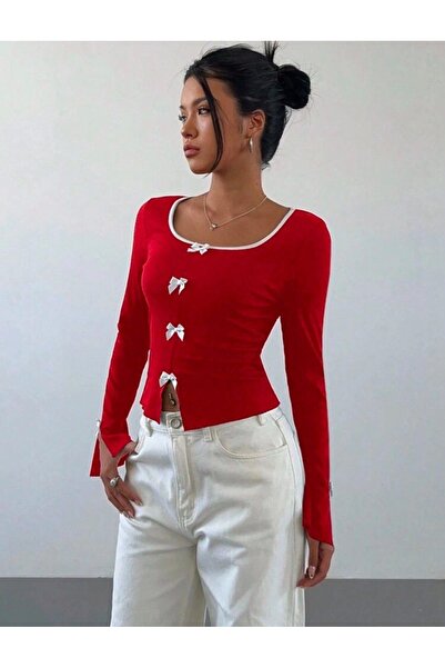 Violon شريط أحمر مكشوف الكتفين وأكمام طويلة