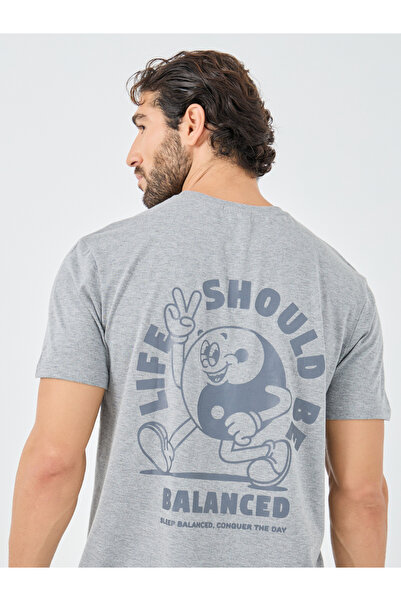 Styli Graphic Back Print T-Shirt and Shorts Pyjama Set