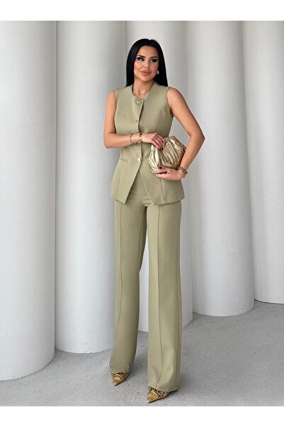 by kadriye yılmaz Alaze Gold Düğme Detaylı Takım Haki