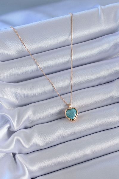 BESKAR Gold Color Turquoise Color Glitter Heart Model Women's necklace