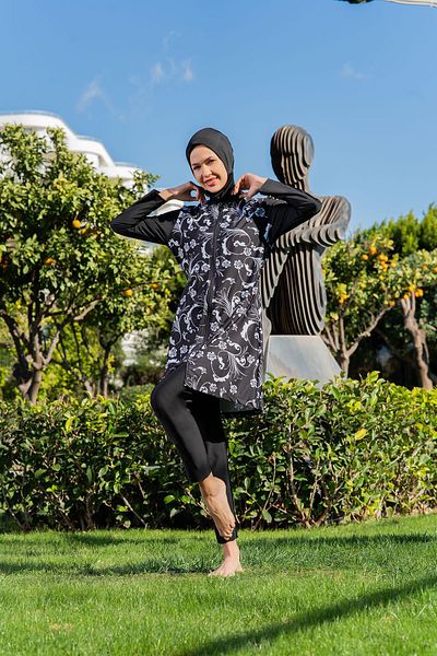 Ruko Maio Women's Black Patterned Parachute Fabric Zippered Full Hijab Swimsuit C8T5N2O52-2