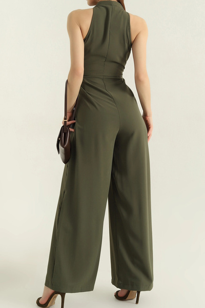 Neşeli Butik kadın haki bağlama detaylı tulum NBMY3551