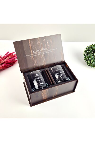 hediyekralı Kişiye Özel Kral & Kraliçe Taçlı Viski Bardağı Hediye Seti | 2’li Viski Bardak + Ahşap Kutu + Altlık