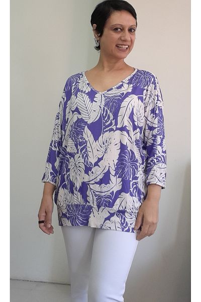 Mertcan Butik V-Neck Purple Ecru Leaf Print Bat Three-Quarter Sleeve Combed Viscose T-Shirt