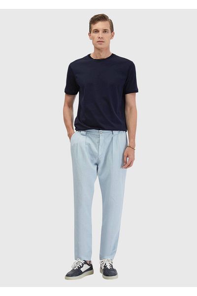 Ramsey Marineblaues T-Shirt mit Rundhalsausschnitt aus 100 % Baumwolle