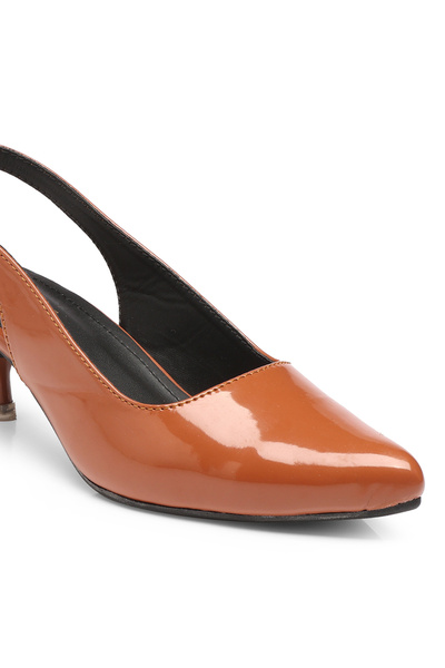 GNIST By Styli Plain Pointed Toe Kitten Heel Slingback Shoes